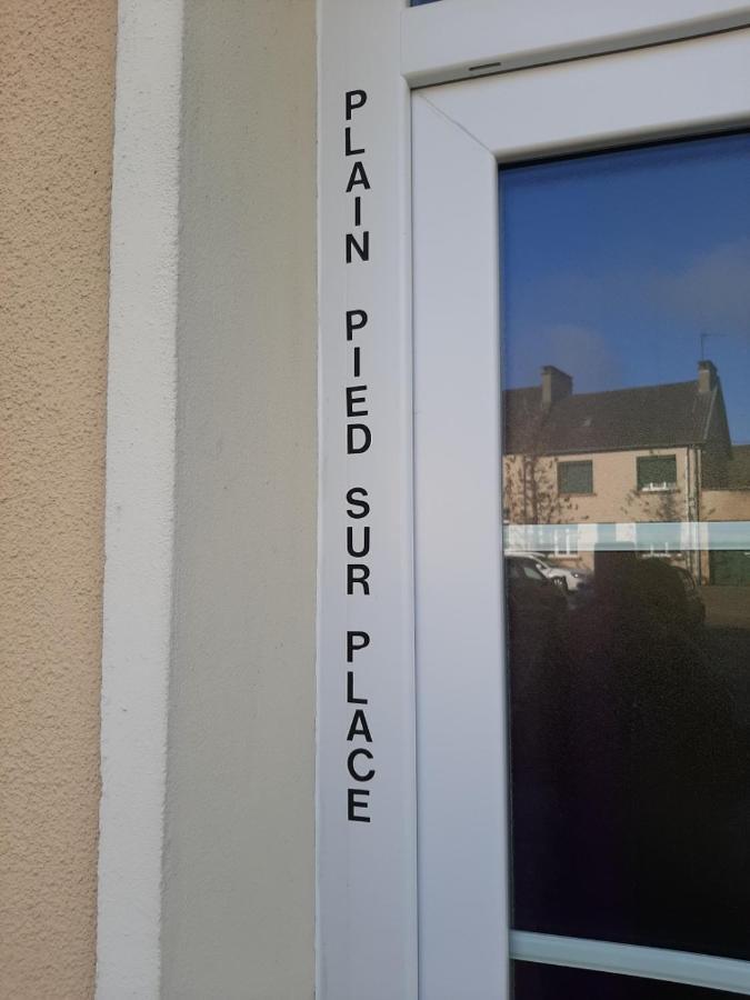 Le Plain Pied Sur Place Le Mêle-sur-Sarthe Exteriér fotografie
